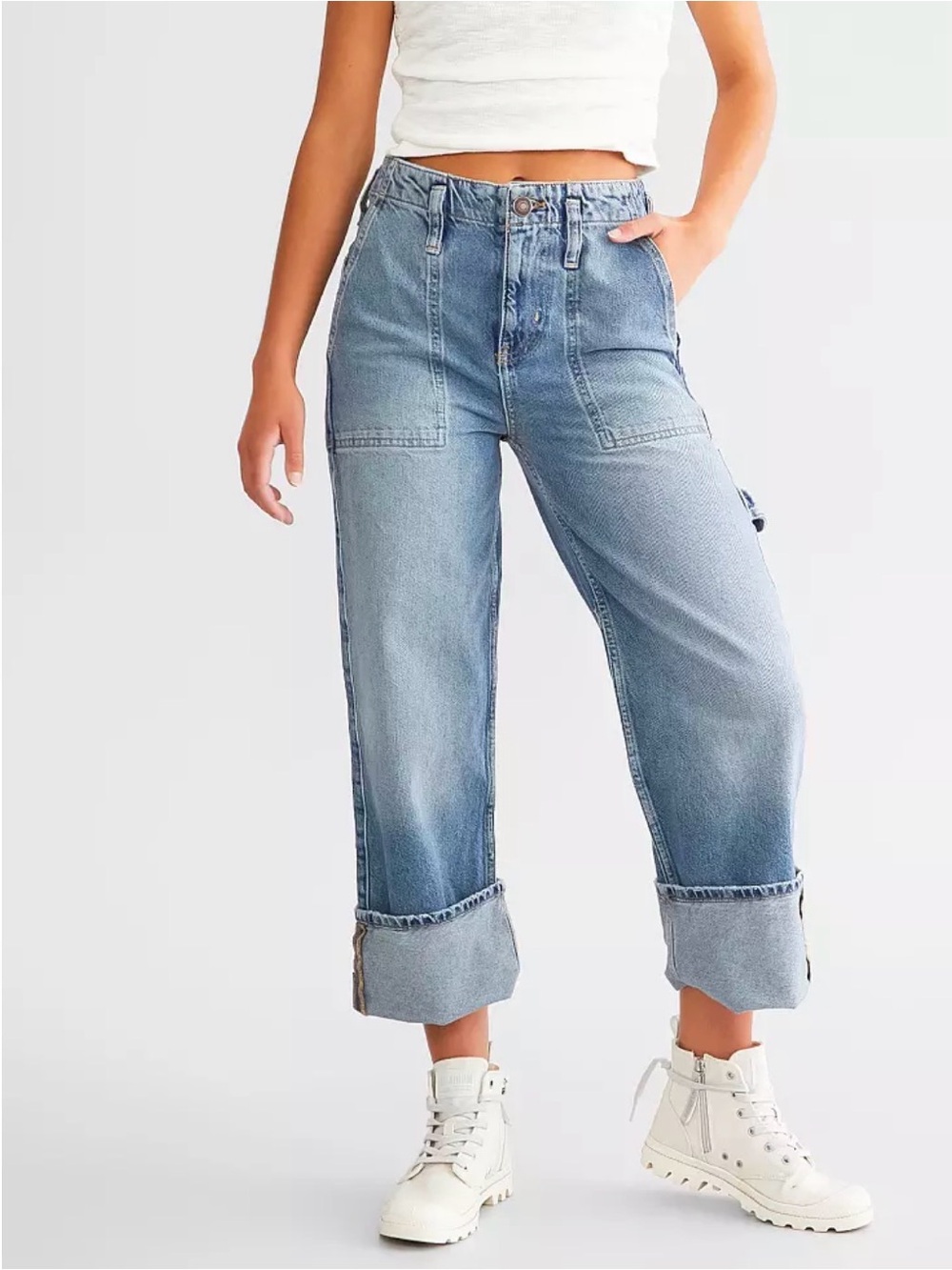 Major Leagues Cuffed Cropped Jean